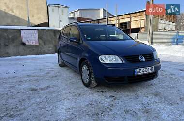 Минивэн Volkswagen Touran 2004 в Черновцах