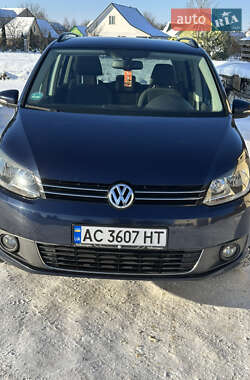 Минивэн Volkswagen Touran 2010 в Ратным