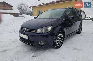 Мінівен Volkswagen Touran 2012 в Стрию