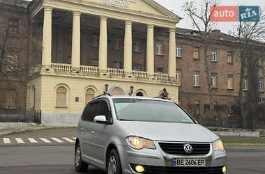 Минивэн Volkswagen Touran 2008 в Николаеве
