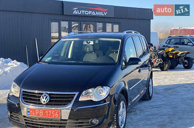 Минивэн Volkswagen Touran 2008 в Староконстантинове