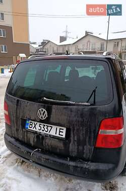 Минивэн Volkswagen Touran 2006 в Хмельницком