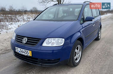 Минивэн Volkswagen Touran 2005 в Стрые