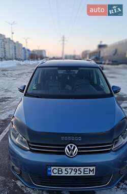 Минивэн Volkswagen Touran 2011 в Понорнице