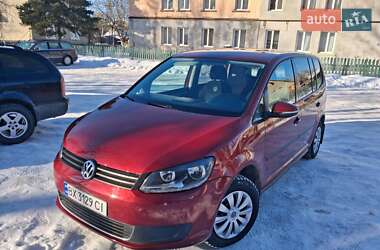 Минивэн Volkswagen Touran 2013 в Старой Выжевке