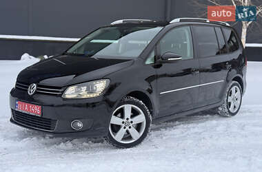 Минивэн Volkswagen Touran 2011 в Киеве