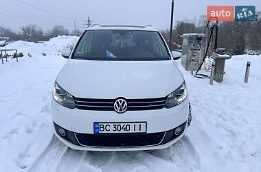 Мінівен Volkswagen Touran 2014 в Ірпені