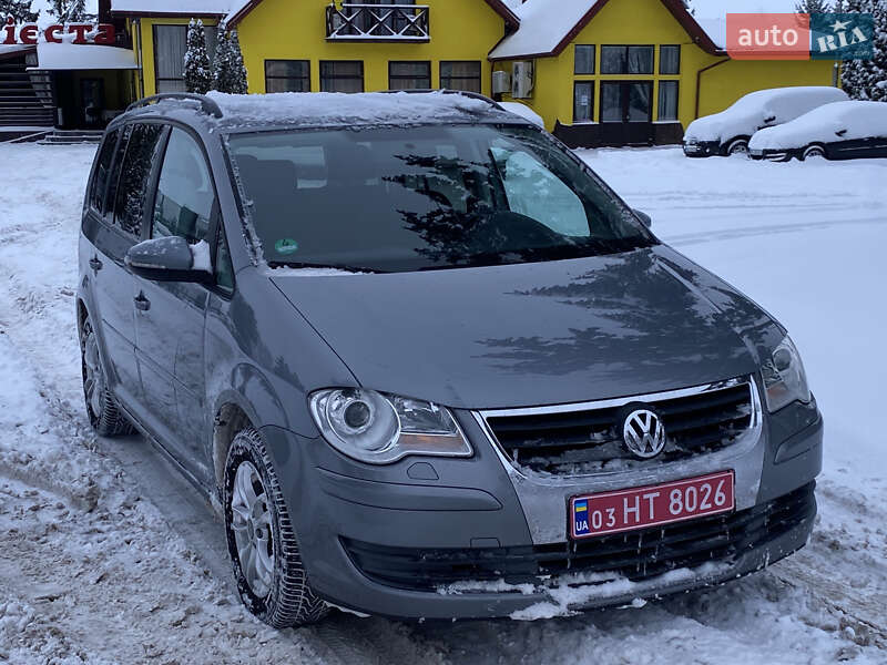 Volkswagen Touran 2010