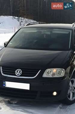 Мінівен Volkswagen Touran 2004 в Львові