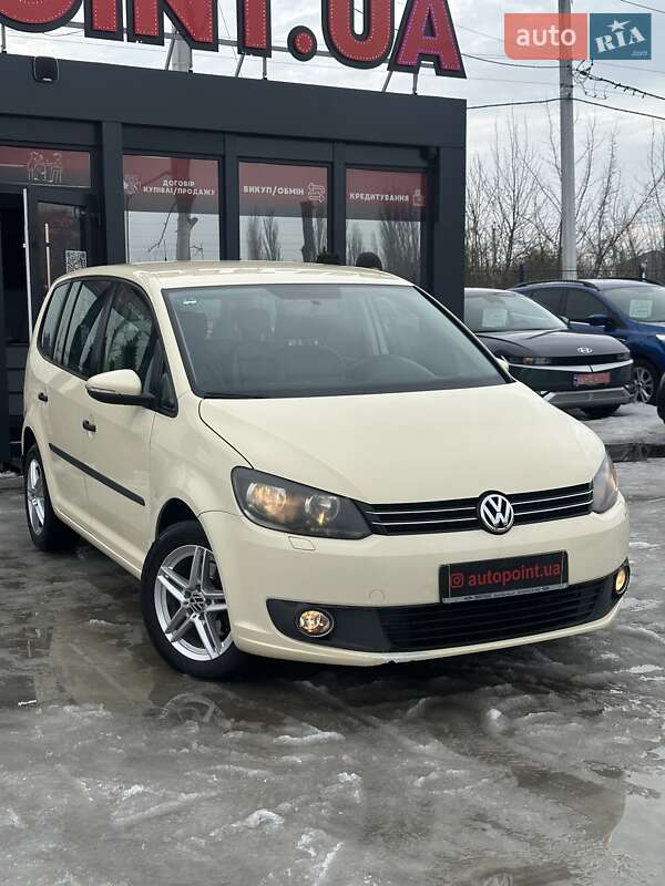 Volkswagen Touran 2015