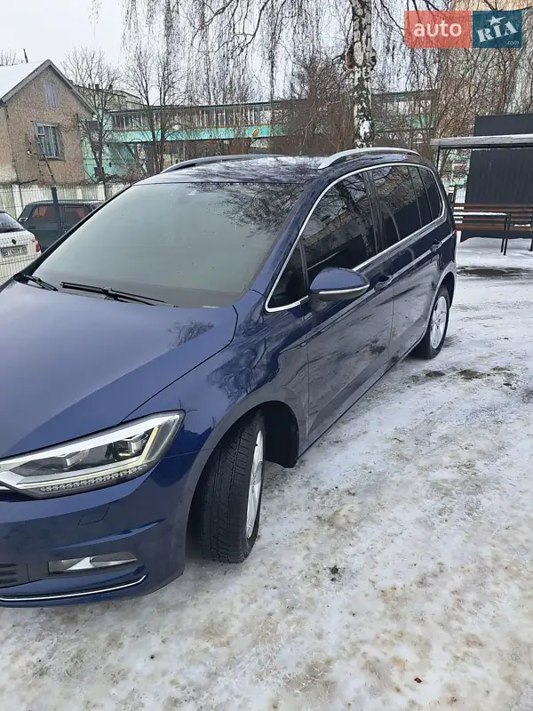 Volkswagen Touran 2016