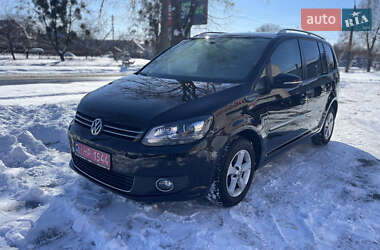 Минивэн Volkswagen Touran 2010 в Луцке