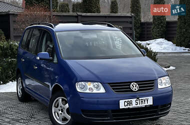 Минивэн Volkswagen Touran 2005 в Стрые
