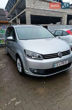 Минивэн Volkswagen Touran 2010 в Черновцах