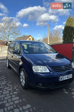 Минивэн Volkswagen Touran 2003 в Рокитном