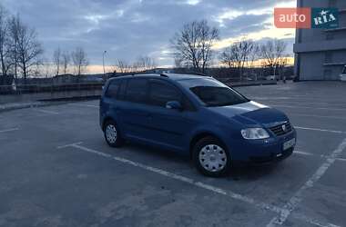 Мінівен Volkswagen Touran 2005 в Києві