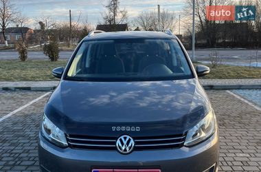 Мінівен Volkswagen Touran 2011 в Луцьку