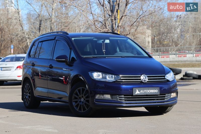 Volkswagen Touran 2015