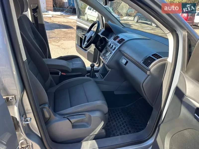 Volkswagen Touran 2009 VIN WVGZZZ1TZAW002832 фото оголошення 28 з 60