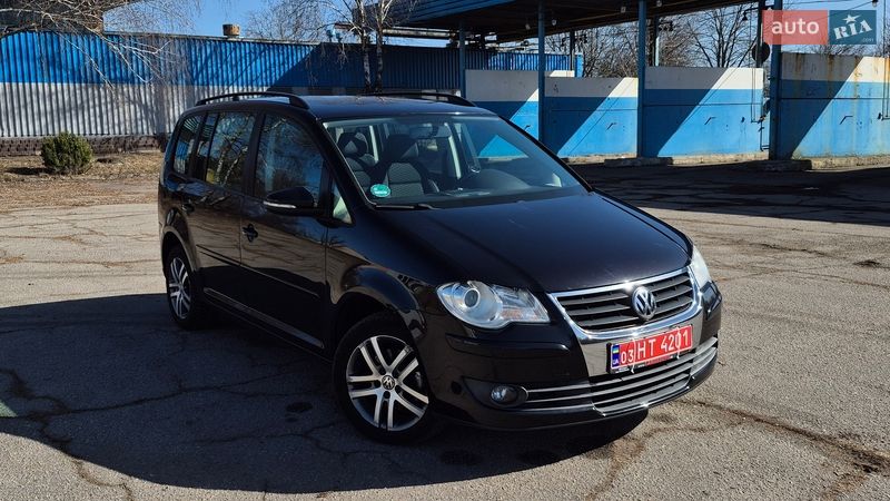 Volkswagen Touran 2010