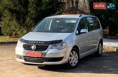 Минивэн Volkswagen Touran 2008 в Белой Церкви