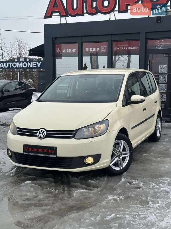 Volkswagen Touran 2015