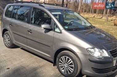 Минивэн Volkswagen Touran 2007 в Житомире
