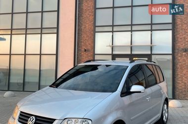 Мінівен Volkswagen Touran 2006 в Тернополі