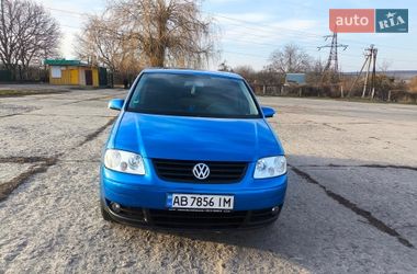 Минивэн Volkswagen Touran 2004 в Ладыжине