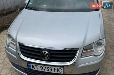 Мінівен Volkswagen Touran 2008 в Рожнові