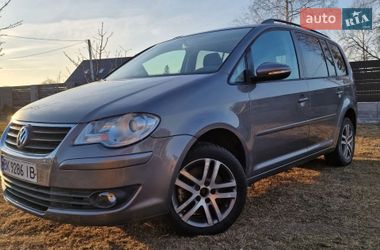 Мінівен Volkswagen Touran 2009 в Ратному