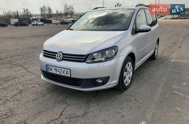 Мінівен Volkswagen Touran 2013 в Рівному
