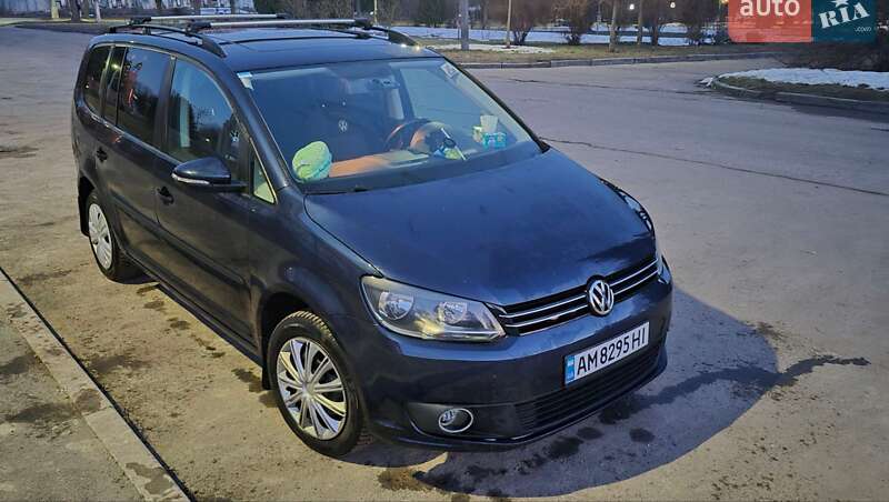 Volkswagen Touran 2011