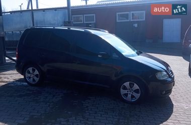 Минивэн Volkswagen Touran 2003 в Тульчине