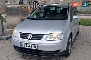 Минивэн Volkswagen Touran 2005 в Черновцах