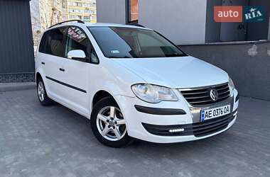 Минивэн Volkswagen Touran 2008 в Белой Церкви