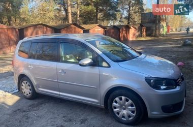 Мінівен Volkswagen Touran 2012 в Києві
