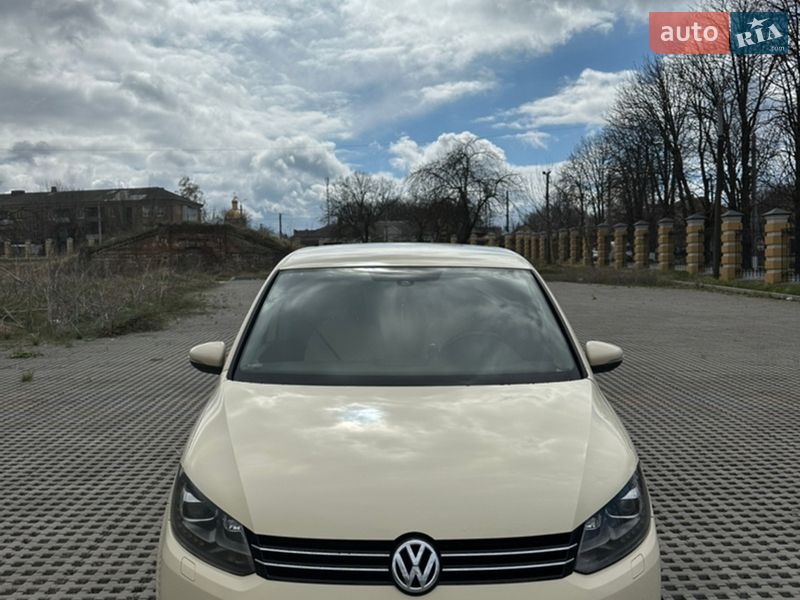 Volkswagen Touran 2014
