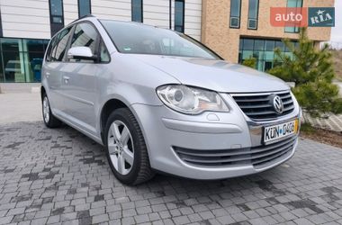 Мінівен Volkswagen Touran 2009 в Хмельницькому