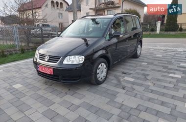 Минивэн Volkswagen Touran 2006 в Монастыриске