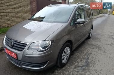 Мінівен Volkswagen Touran 2009 в Луцьку
