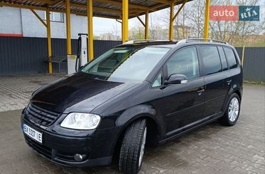 Минивэн Volkswagen Touran 2006 в Хмельницком
