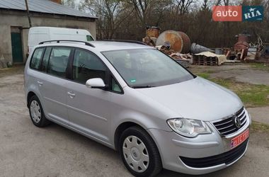 Мінівен Volkswagen Touran 2008 в Чернігові