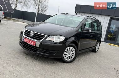 Минивэн Volkswagen Touran 2008 в Владимире