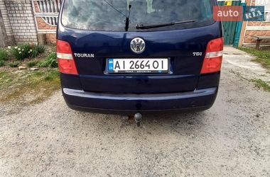 Минивэн Volkswagen Touran 2006 в Киеве