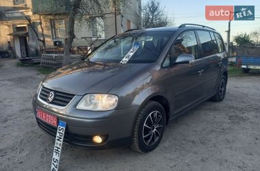 Мінівен Volkswagen Touran 2006 в Тернополі