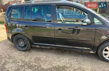 Минивэн Volkswagen Touran 2004 в Ивано-Франковске
