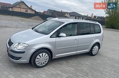 Минивэн Volkswagen Touran 2004 в Ровно
