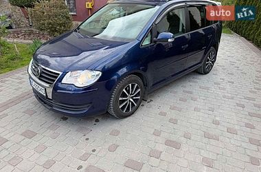 Минивэн Volkswagen Touran 2008 в Львове