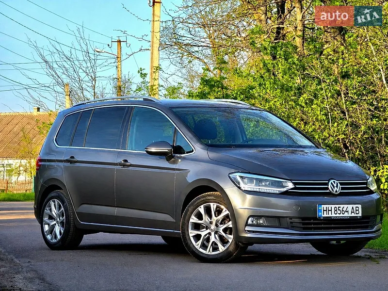 Volkswagen Touran 2019